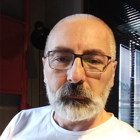 Güney Erdemir Portre Fotoğrafı